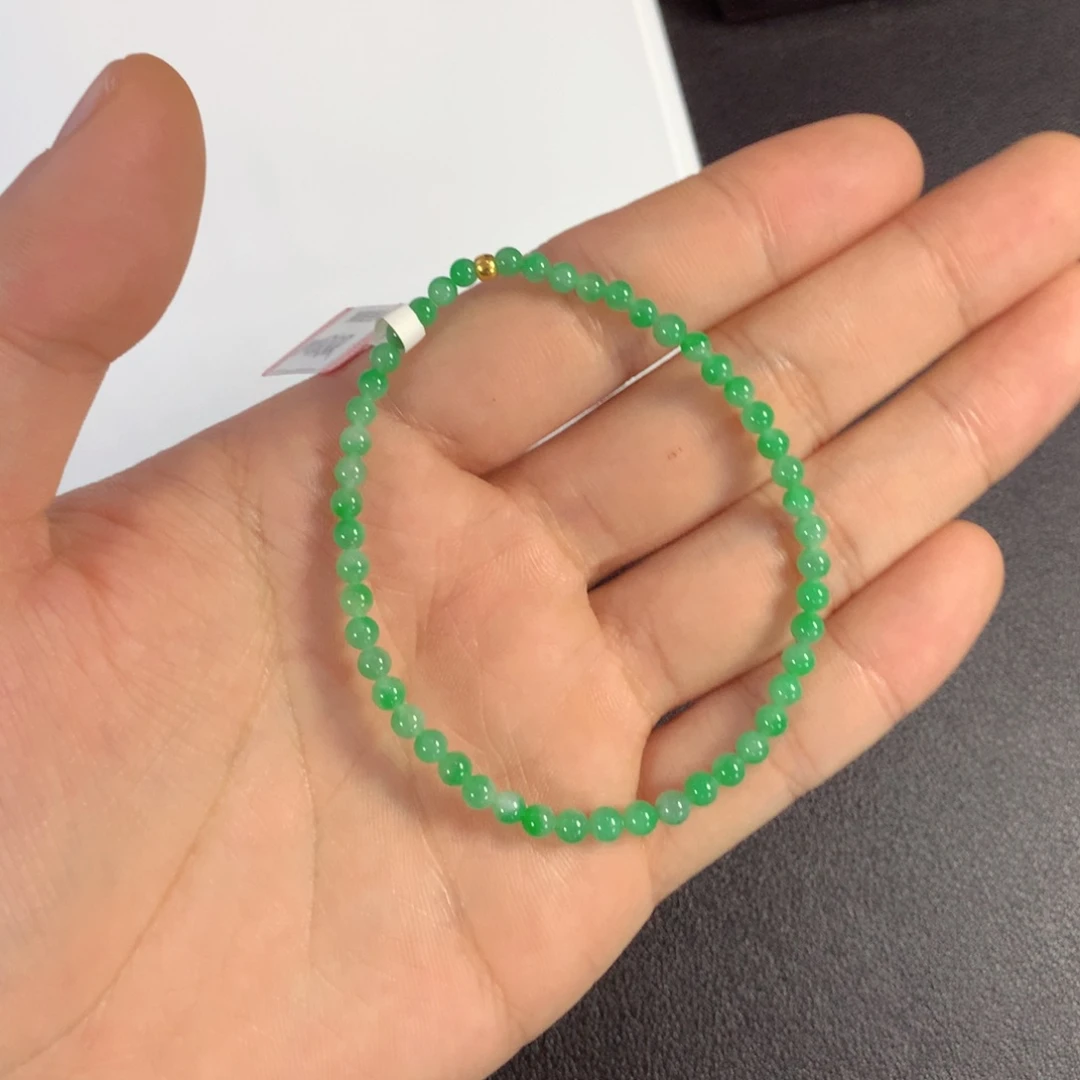 翡翠未镶嵌颈饰手串