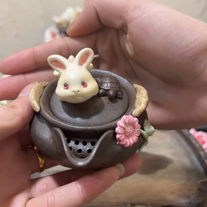 小兔子中号容量宝瓶