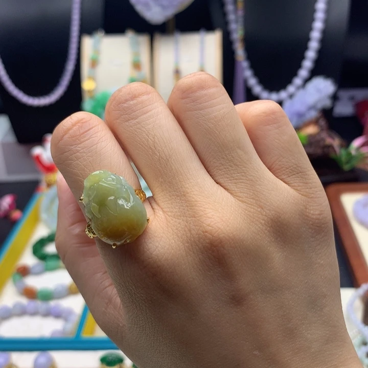 翡翠戒指未镶嵌貔貅戒指