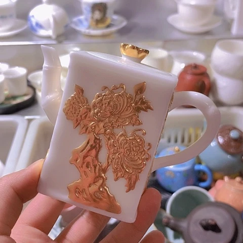 陶瓷制品及陶瓷艺术品