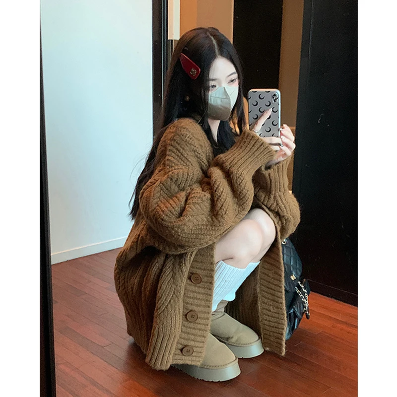 V领秋冬厚款开衫百搭毛衣女长袖纯色针织单件宽松显瘦慵懒风绝美