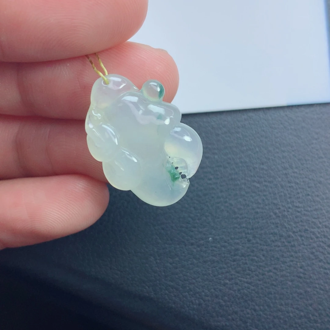 翡翠颈饰未镶嵌蟹钳