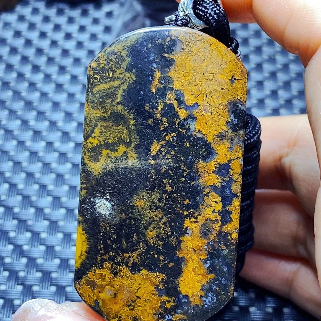 未镶嵌颈饰玛瑙/玉髓柏*