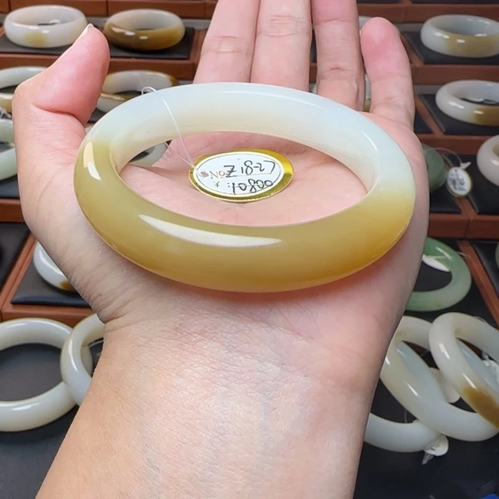 和田玉未镶嵌手镯金糖半山水54.2