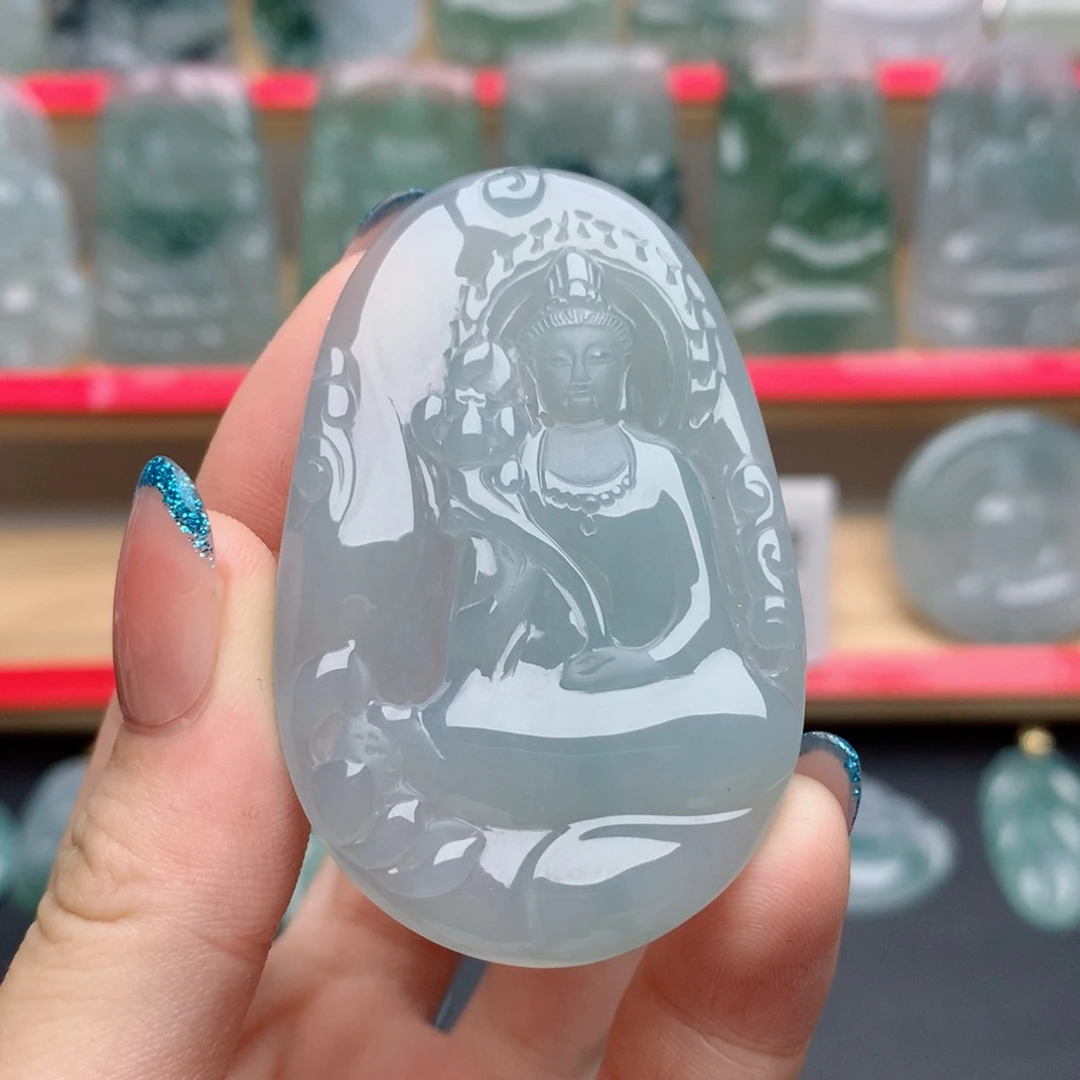 翡翠未镶嵌颈饰素衣