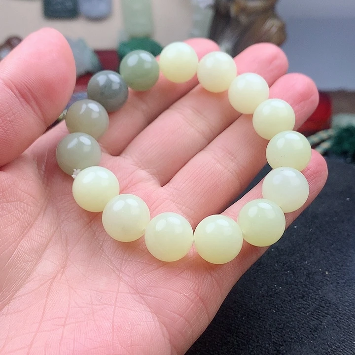 未镶嵌和田玉挂件天***秋