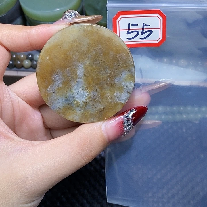 和田玉和田玉边角料随机发未镶嵌