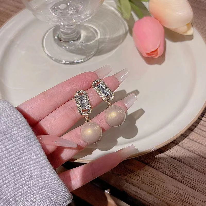 铜合金仿珍珠耳饰 8873百搭珠珠简约耳环时尚优雅精致小众ins