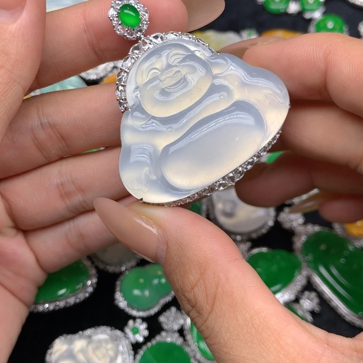 修***性翡翠18K金镶嵌吊坠(不含链)