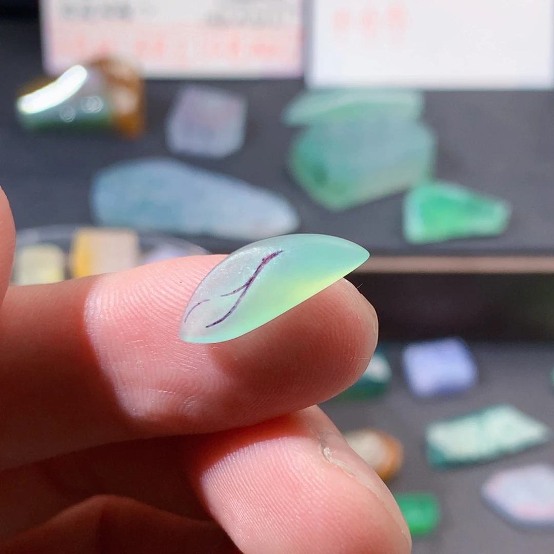 未镶嵌定制翡翠25