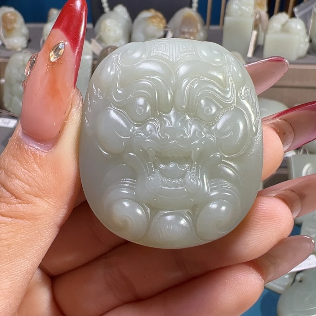 和田玉（糖玉）未镶嵌颈饰