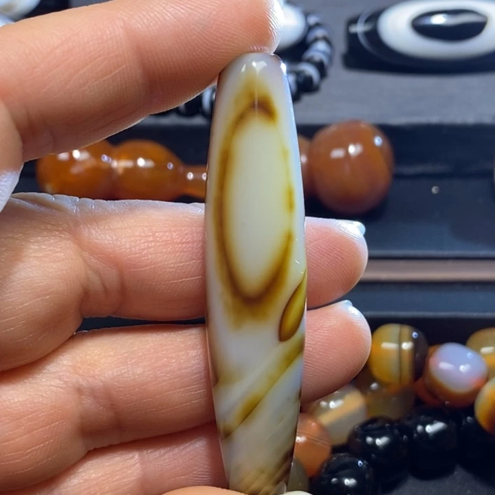 用***1玛瑙/玉髓未镶嵌挂件