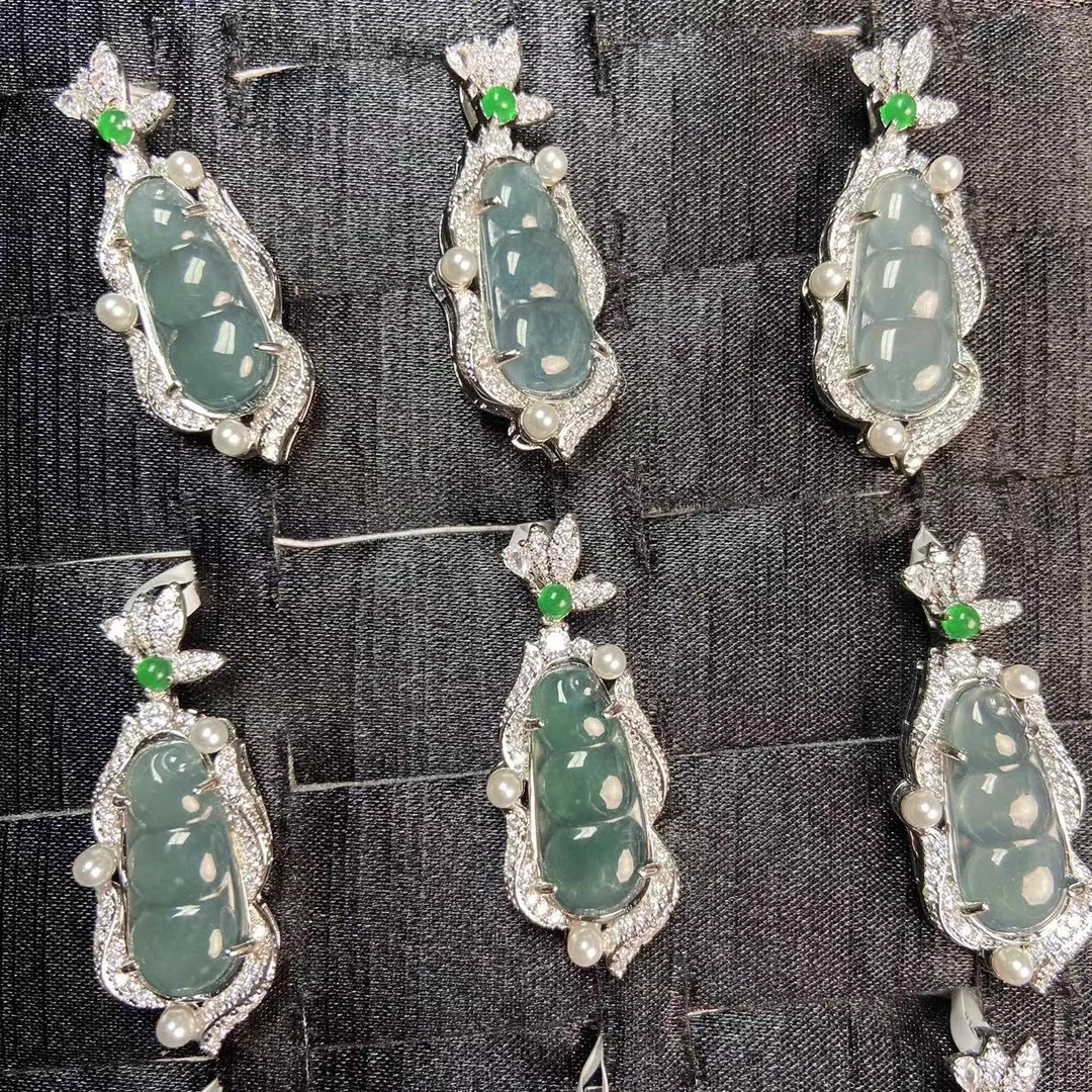 16113天然A货翡翠【福豆】多样性发一个