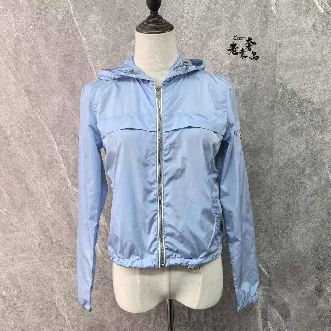 99新 Prada/普拉达 海囤K/普拉达/上衣/38码/da157768