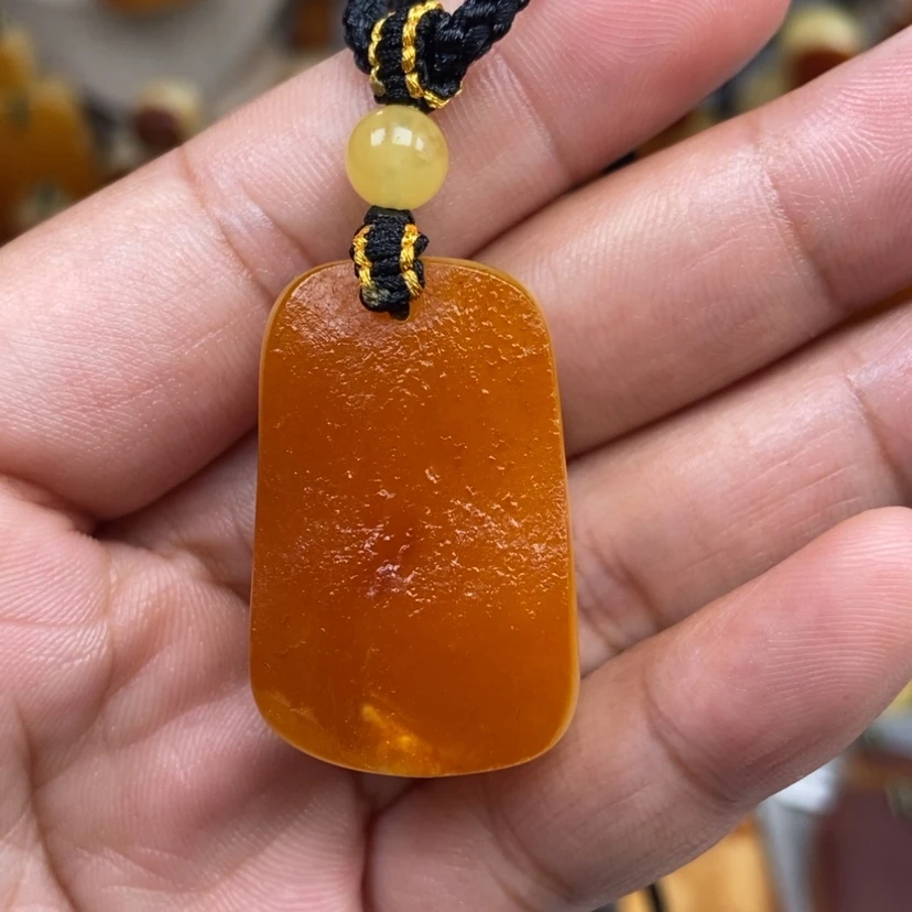 【闪购商品】琥珀颈饰未镶嵌