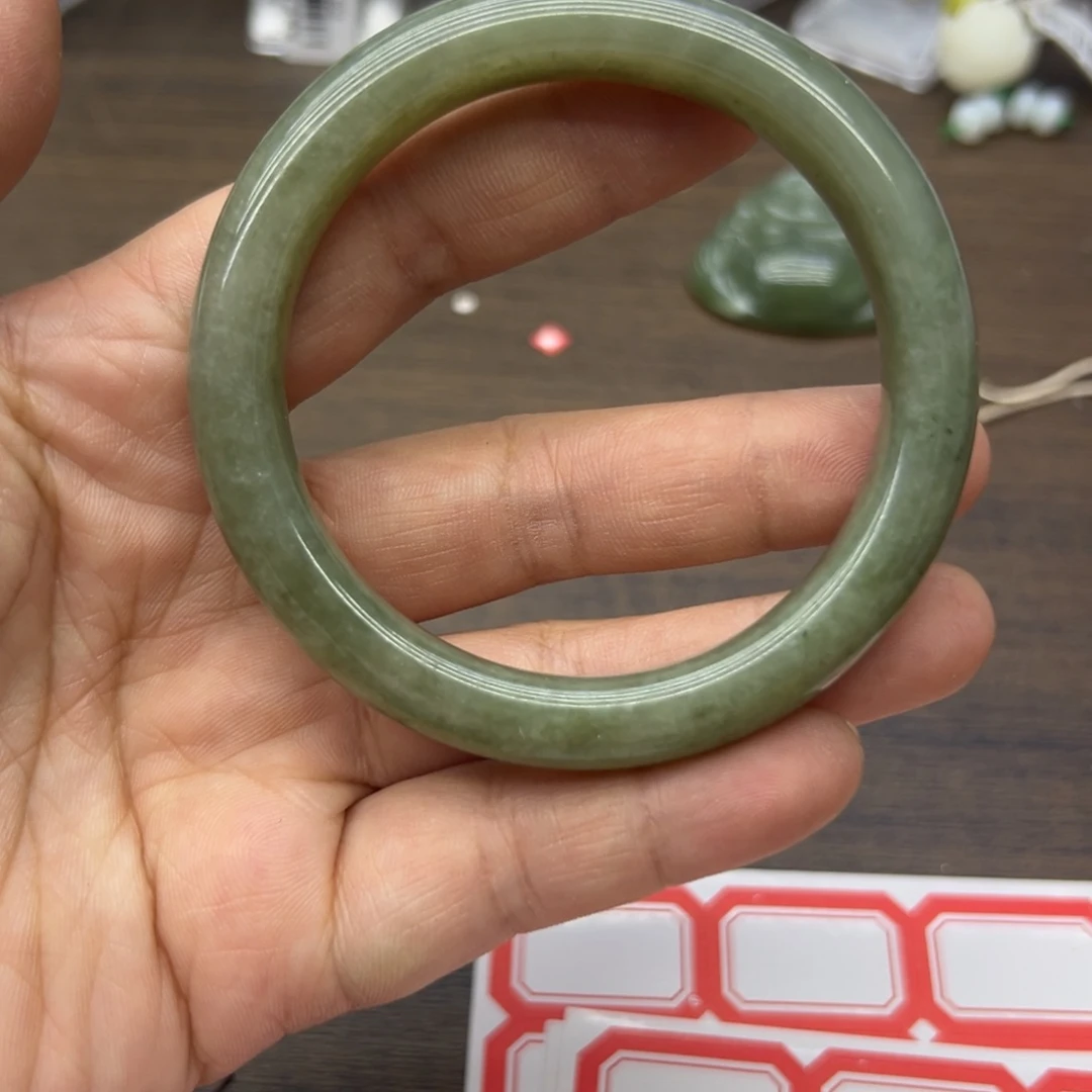 和田玉未镶嵌手镯57.2圈围35