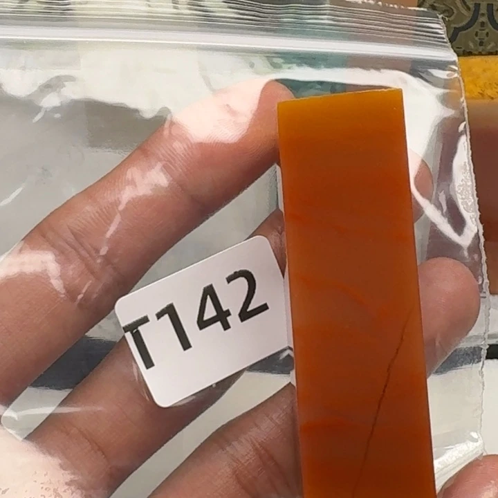 老挝石浮**现老挝 老挝 老挝