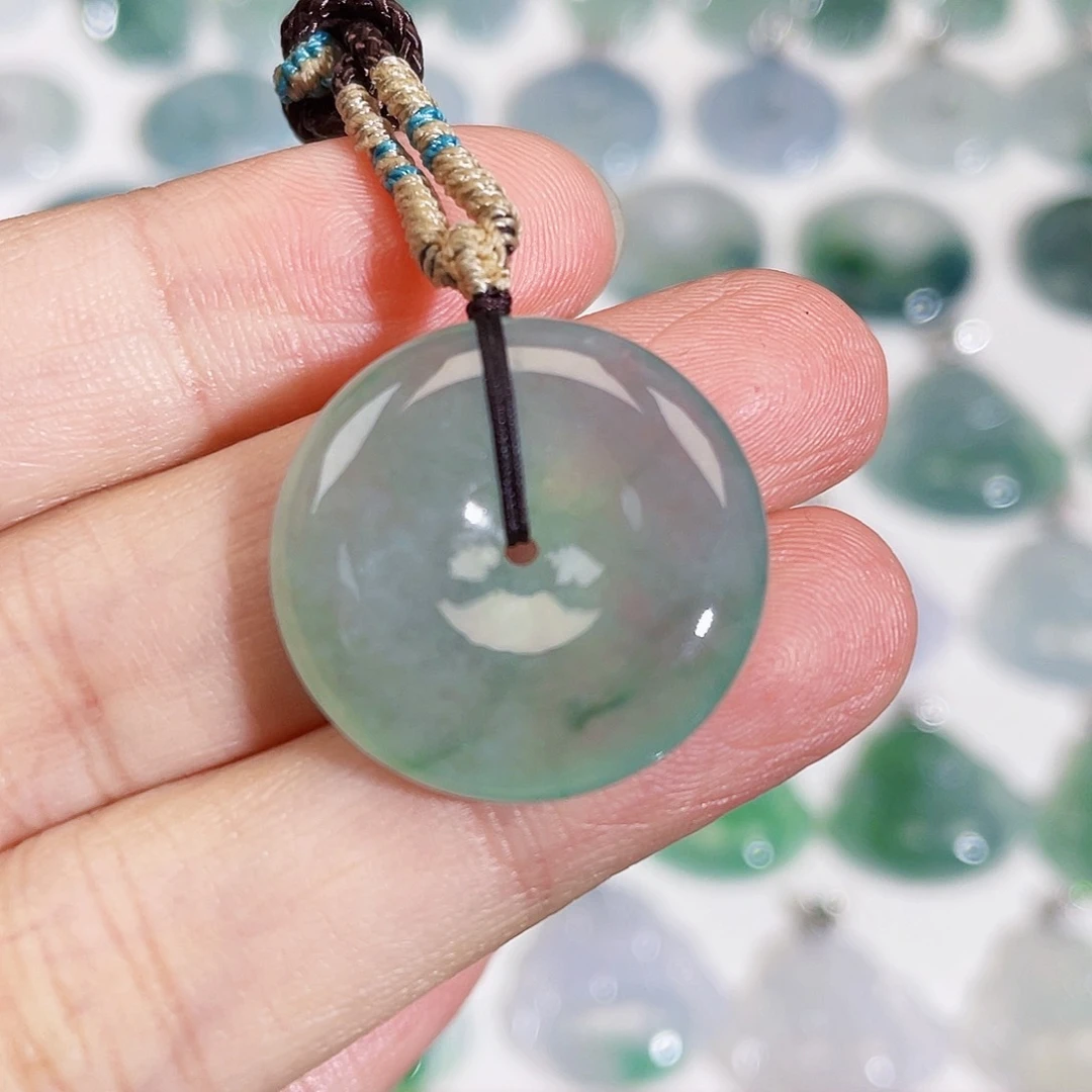 颈饰未镶嵌翡翠吊坠