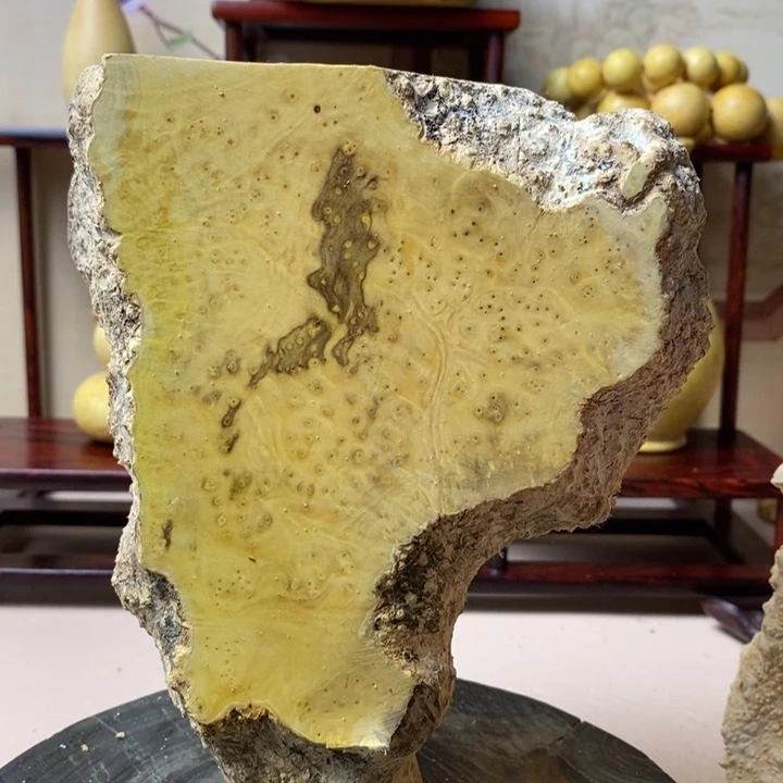 香榧木宣****雪黄杨木手把件