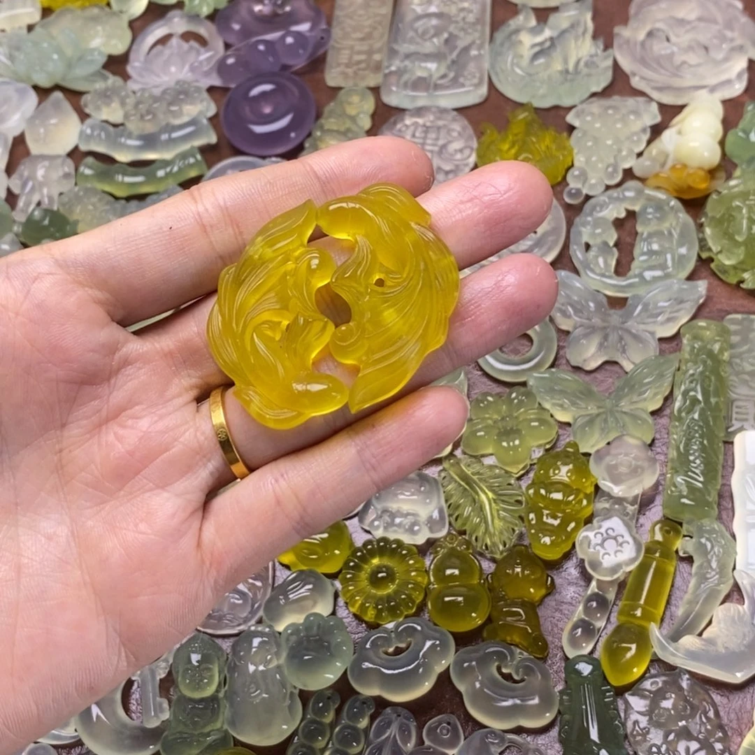 蛇纹石玉合金项链