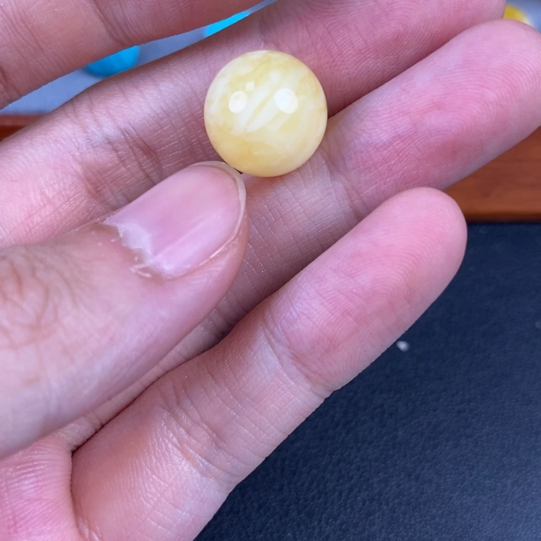 琥珀未镶嵌裸石虎皮28