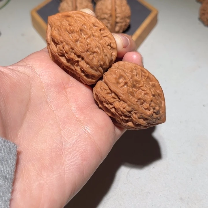 把件文玩核桃鸡心