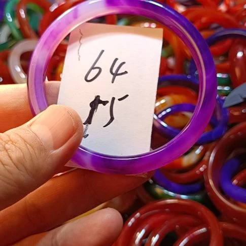 玛瑙/玉髓手镯未镶嵌