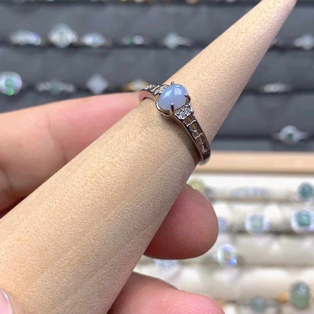 翡翠未镶嵌戒指翡翠