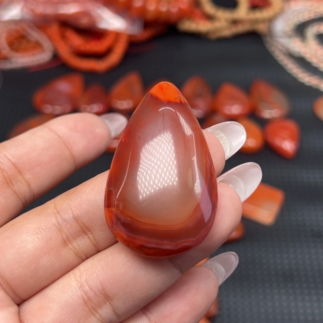 锦****吊坠(不含链)未镶嵌南红玛瑙