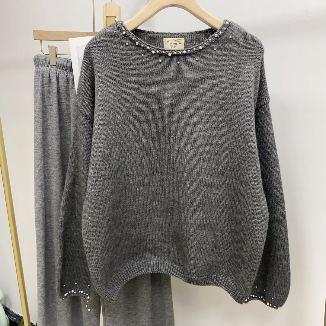 T5003领口袖口钢钉钉珠灰色宽松针织衫