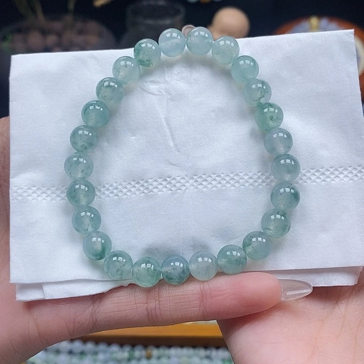 翡翠挂件未镶嵌珠链