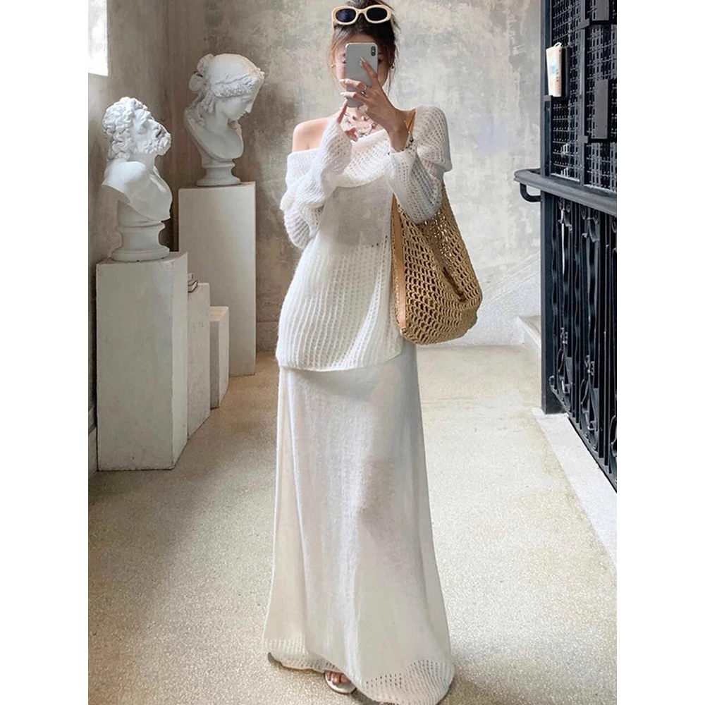 2025年早秋新款度假风镂空露肩针织长袖毛衣半身裙绝美两件套女装