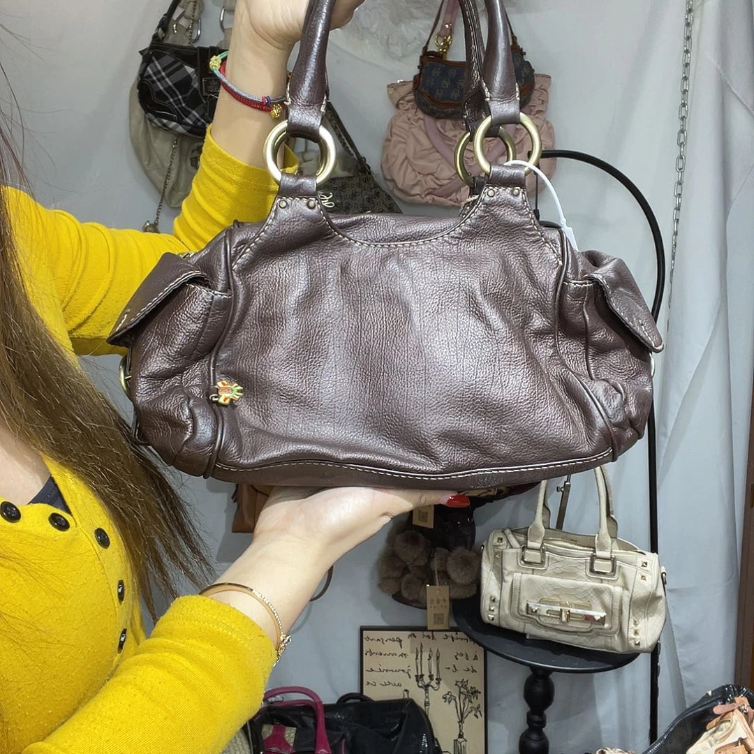 Y***a蚕丝包包包包包包包包包包