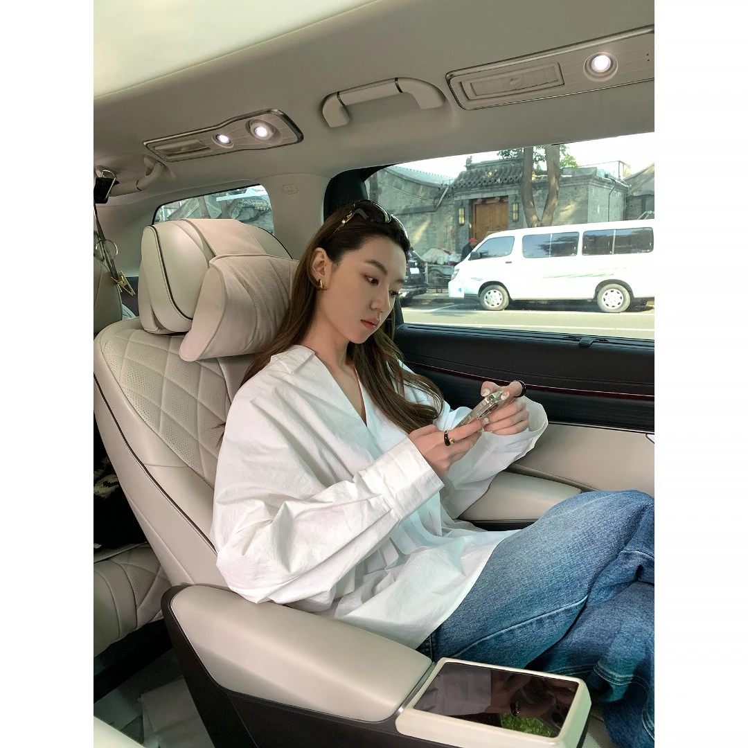 Gakee【月下拿铁】设计感白色复古小众宽松长袖百搭衬衫C39149GK54