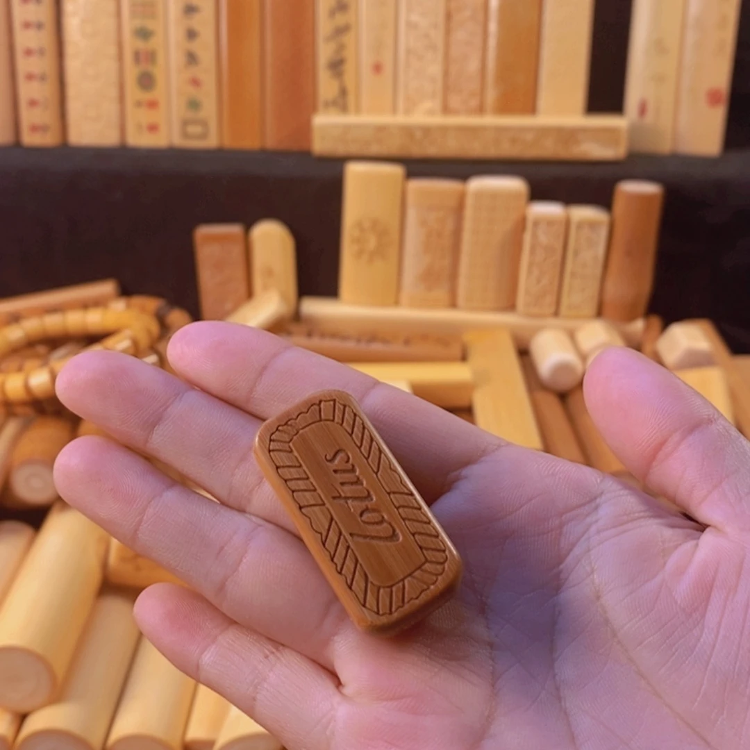 竹掌中宝黄皮仙贝形状饼干题材