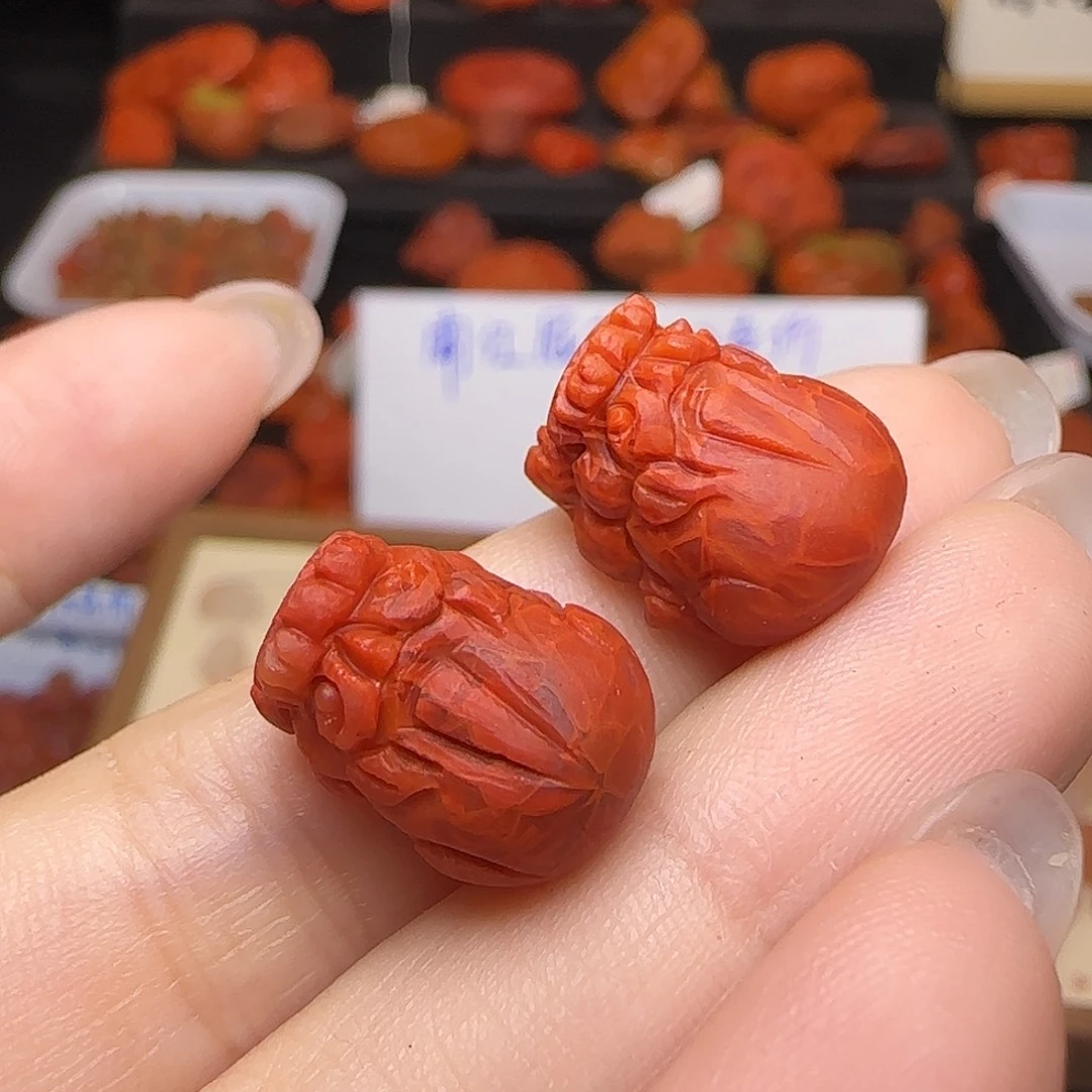 南红玛瑙未镶嵌颈饰