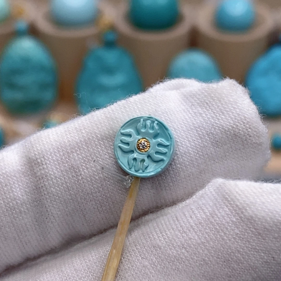 绿松石未镶嵌珠宝奇石