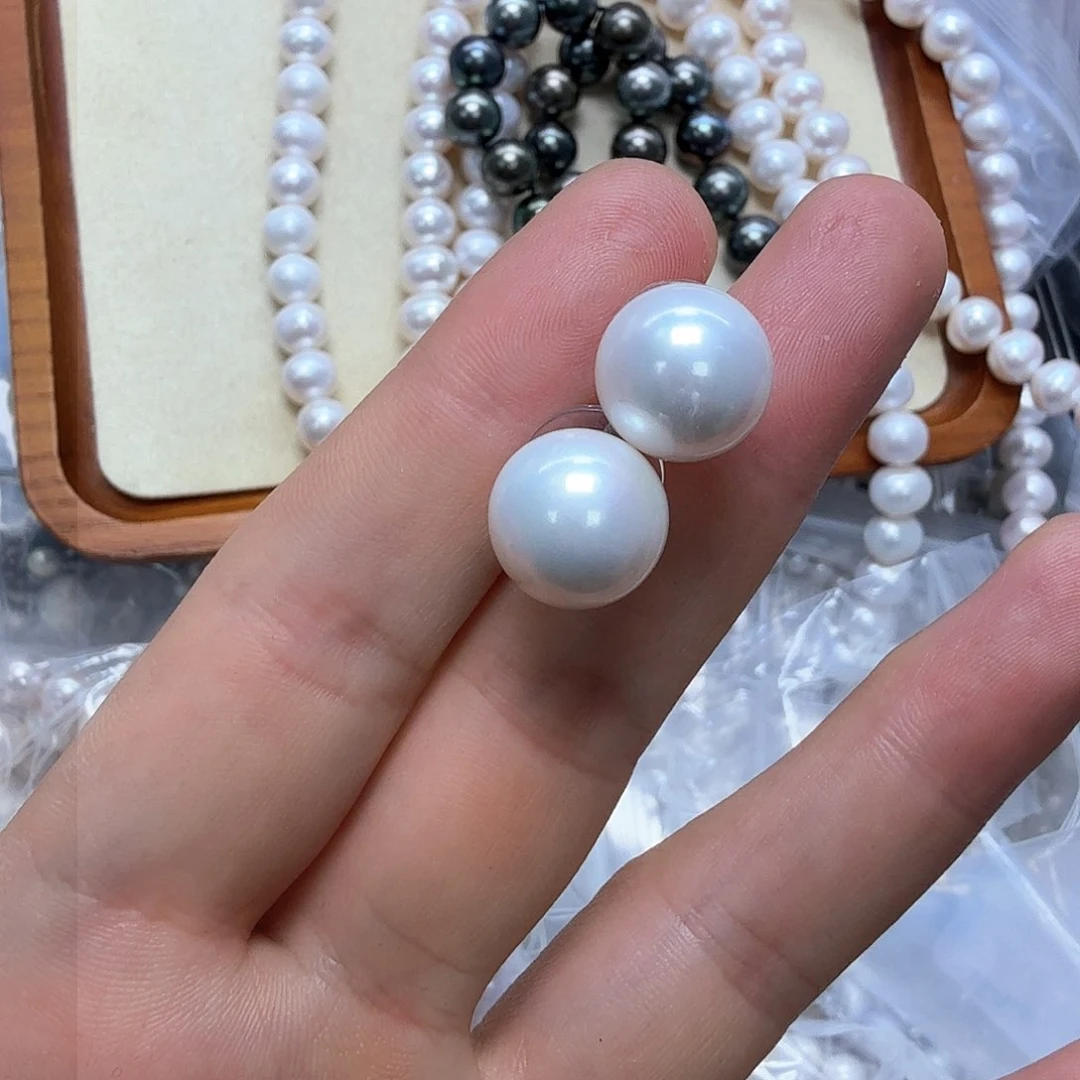 淡水珍珠颈饰未镶嵌萱****?