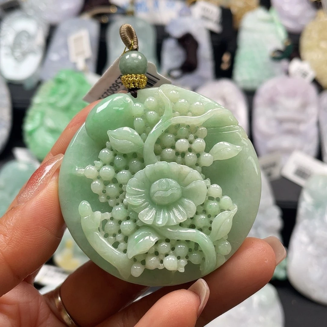 翡翠吊坠(不含链)未镶嵌