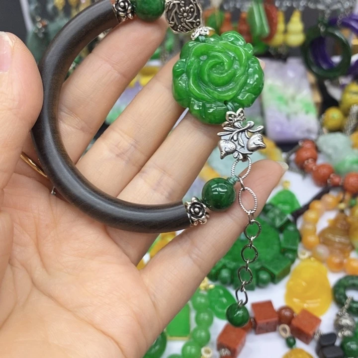 翡翠未镶嵌颈饰手链21