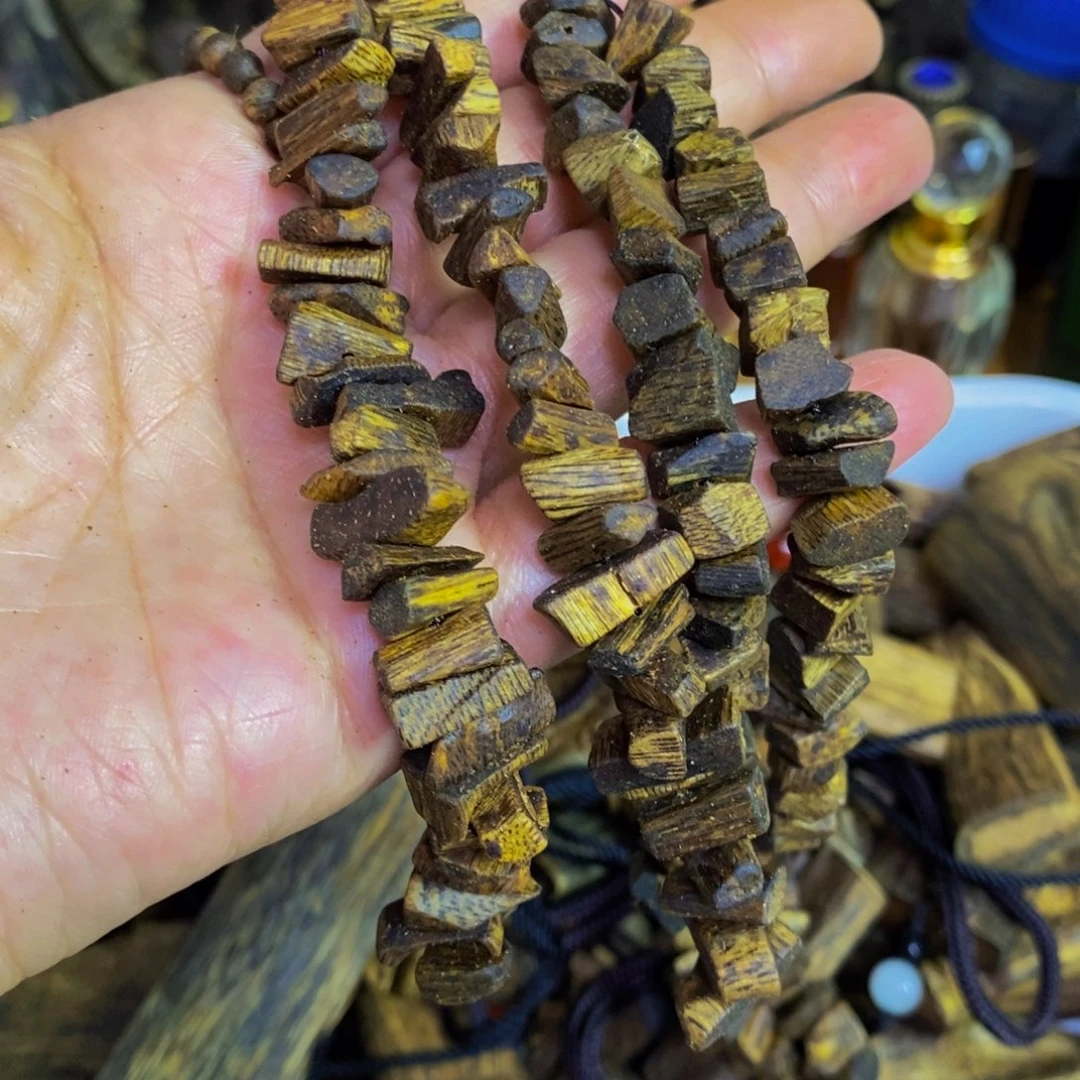 K***>沉香沉香碎屑车挂2