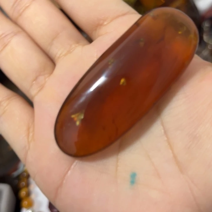 琥珀未镶嵌裸石虫珀