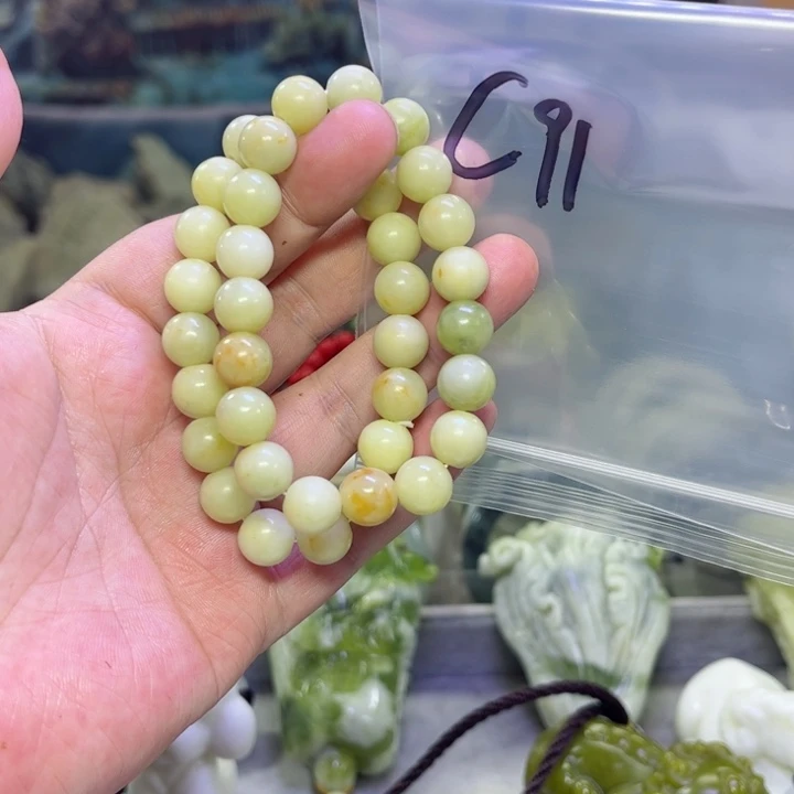 蛇纹石玉手串未镶嵌大****道