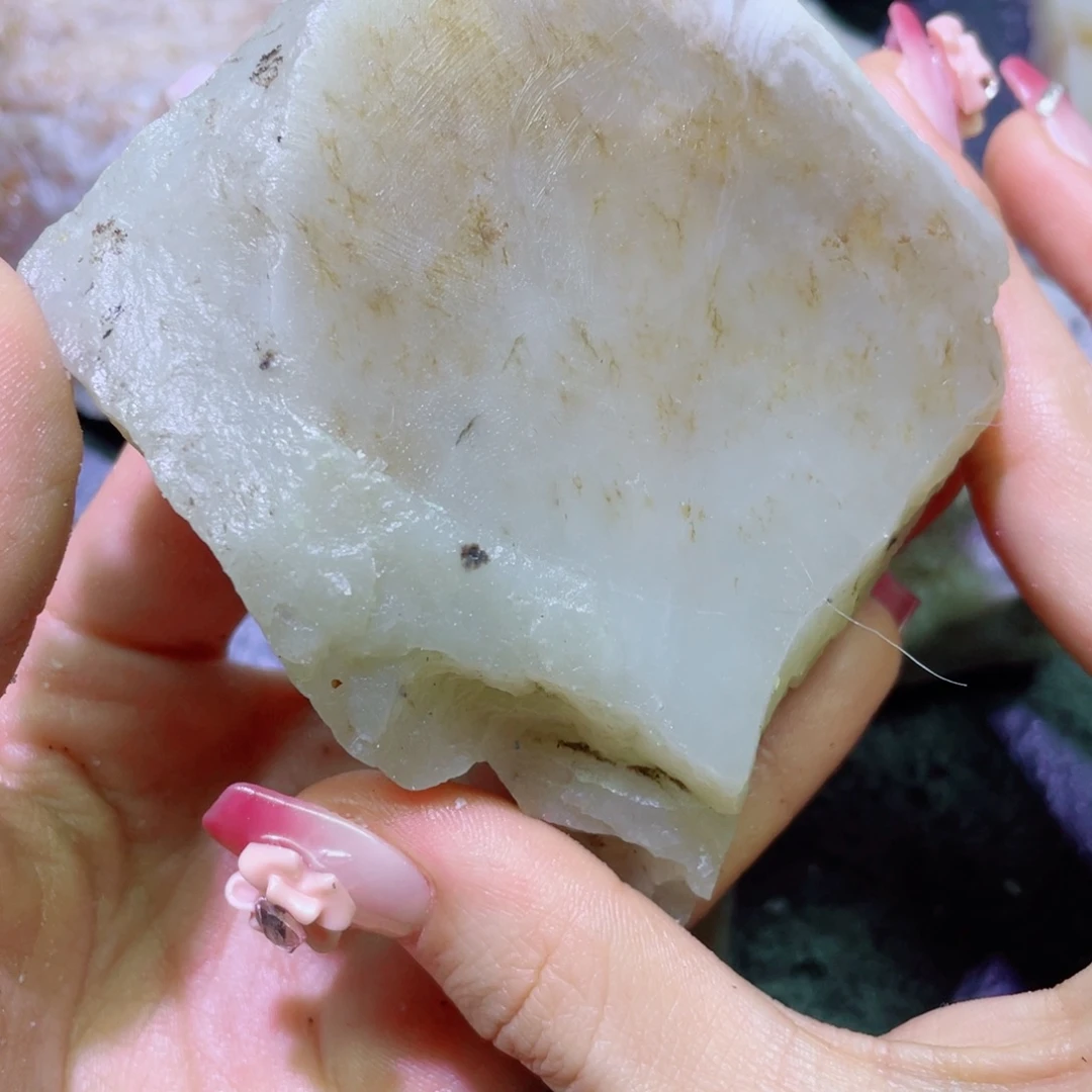 和田玉未镶嵌珠宝半成品