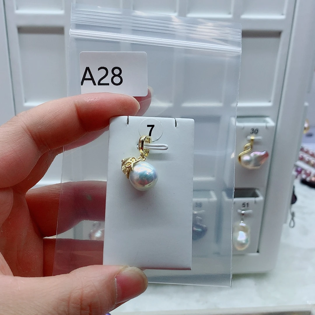 淡水珍珠吊坠(不含链)合金