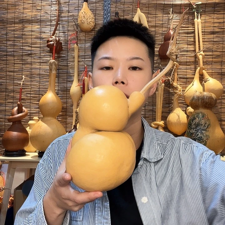 河***婷1111111122223