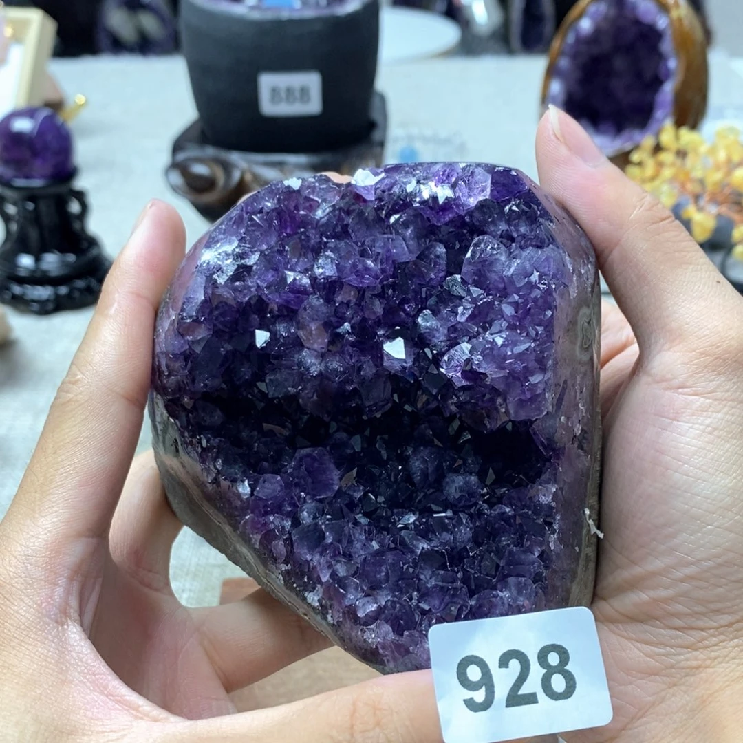 未镶嵌水晶大型摆件（非配饰）