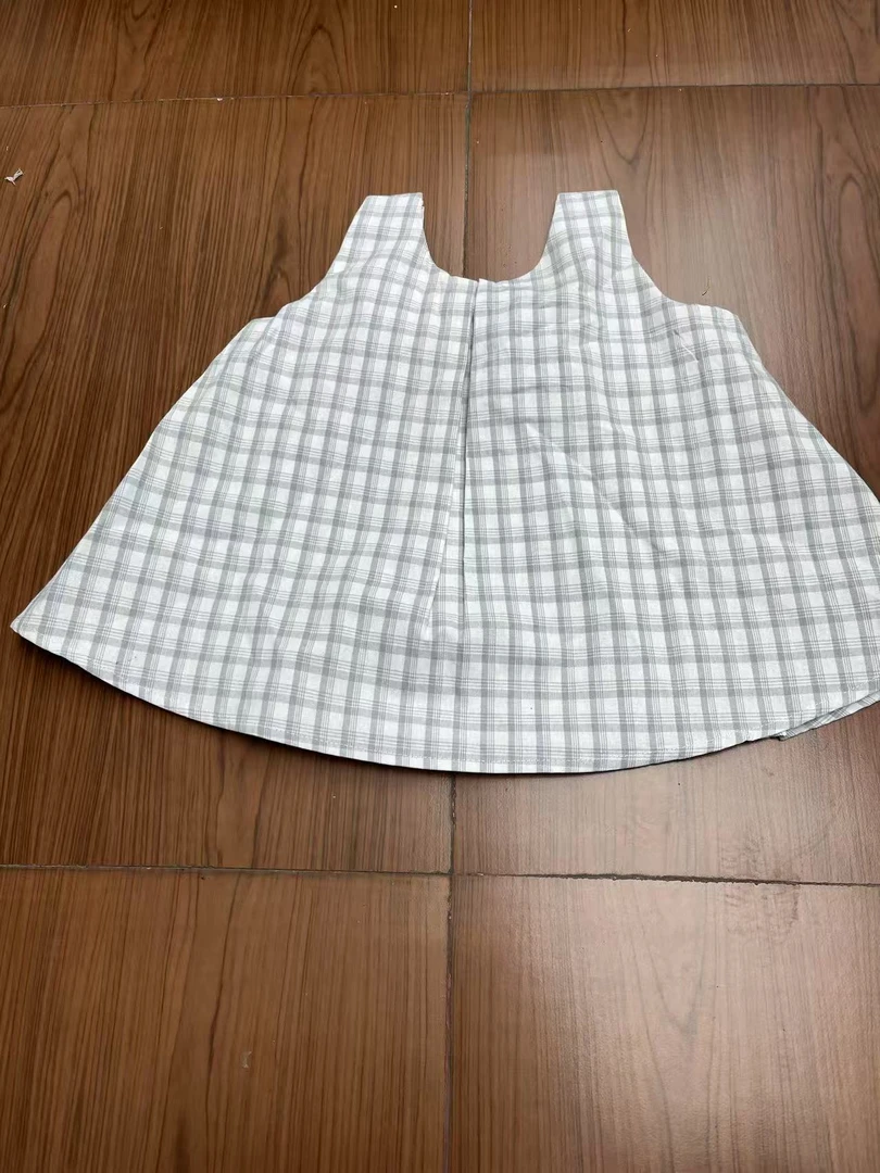 格子女童夏季娃娃衫