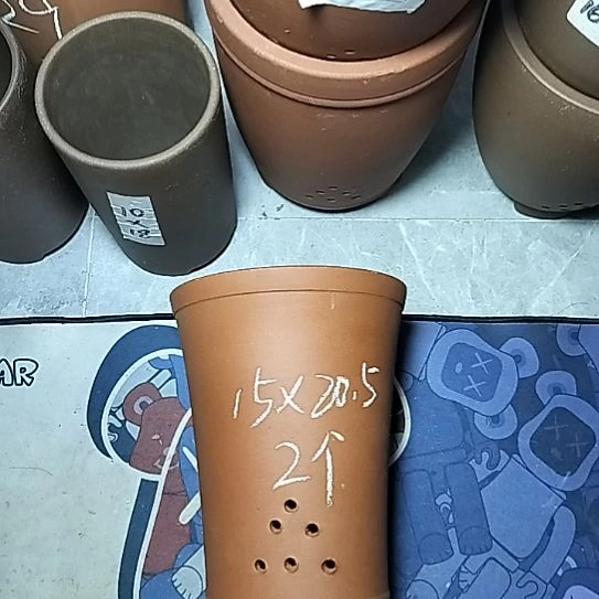 红泥新品两个花盆微瑕