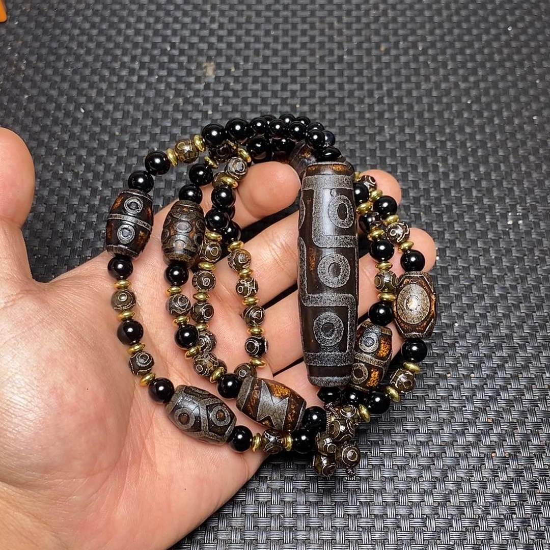 彬***人玛瑙/玉髓未镶嵌手链